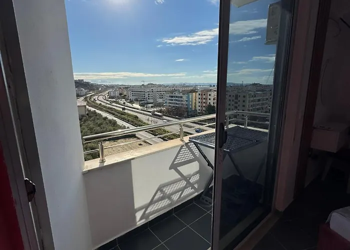 Apartman Golem * Golem (Tirana)