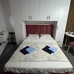 Apartman Golem * Golem (Tirana)