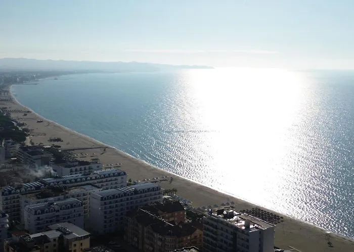 Apartman Golem ゴーレム