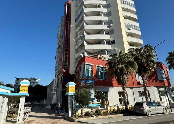 Apartman Golem アパート *